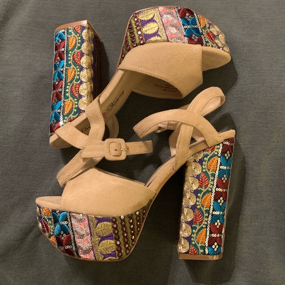Penny Loves Kenny platform heels.
